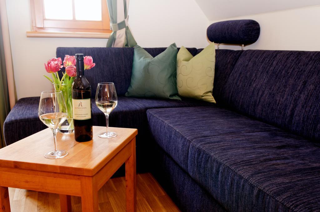 Weingut Winzerzimmer Rothschädl Leutschach Zimmer foto